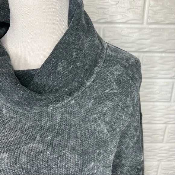 GIMMICKS [Buckle] Gray Washed Cowl Neck Sweatshirt M - Picture 5 of 11